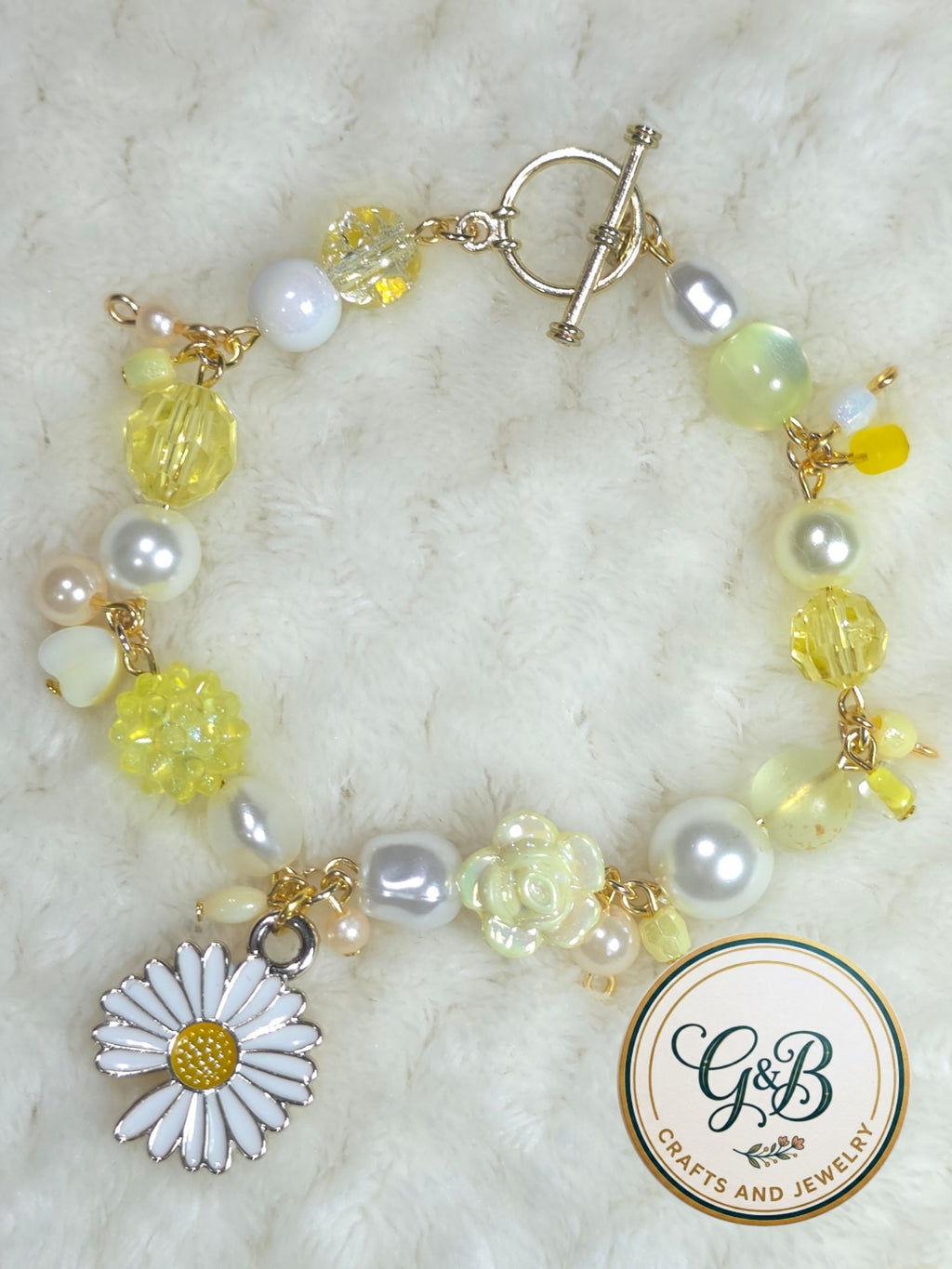 Sunlit Daisy Clustered Charm Bracelet